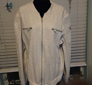 Ladies Guess Light Gray Quilted Sleeve Zip-Up Jacket With Pockets